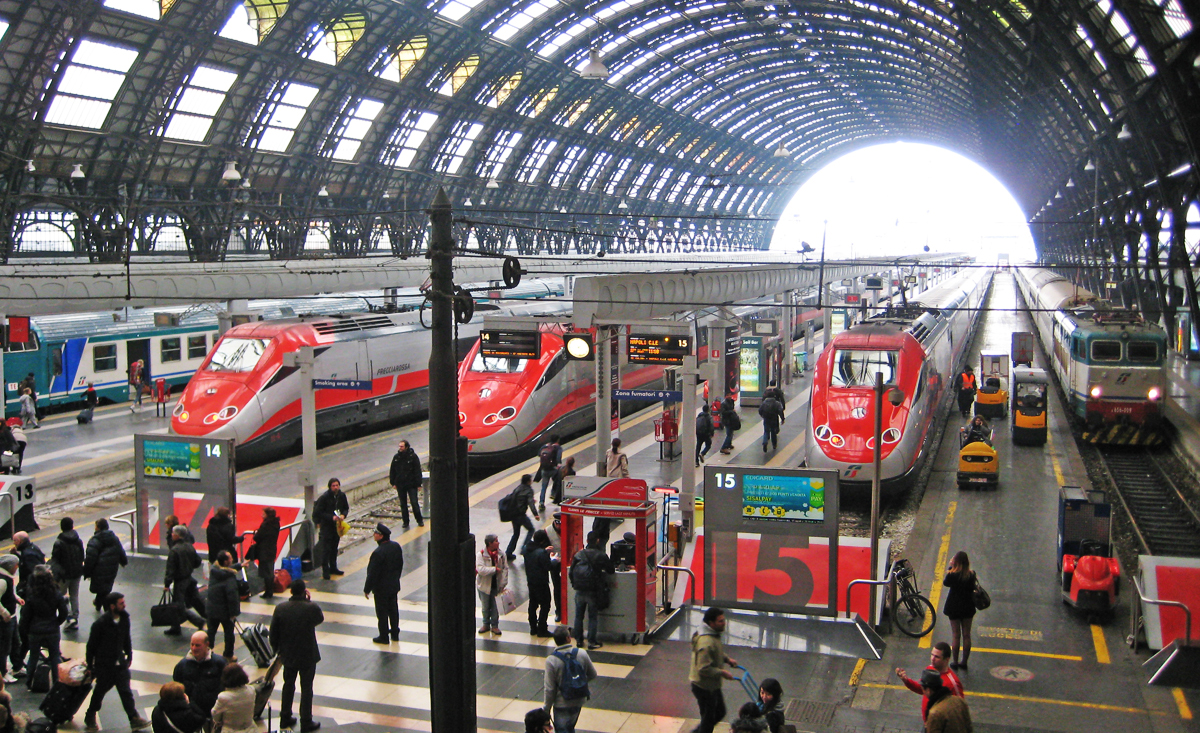 Ci costano cari i treni in ritardo